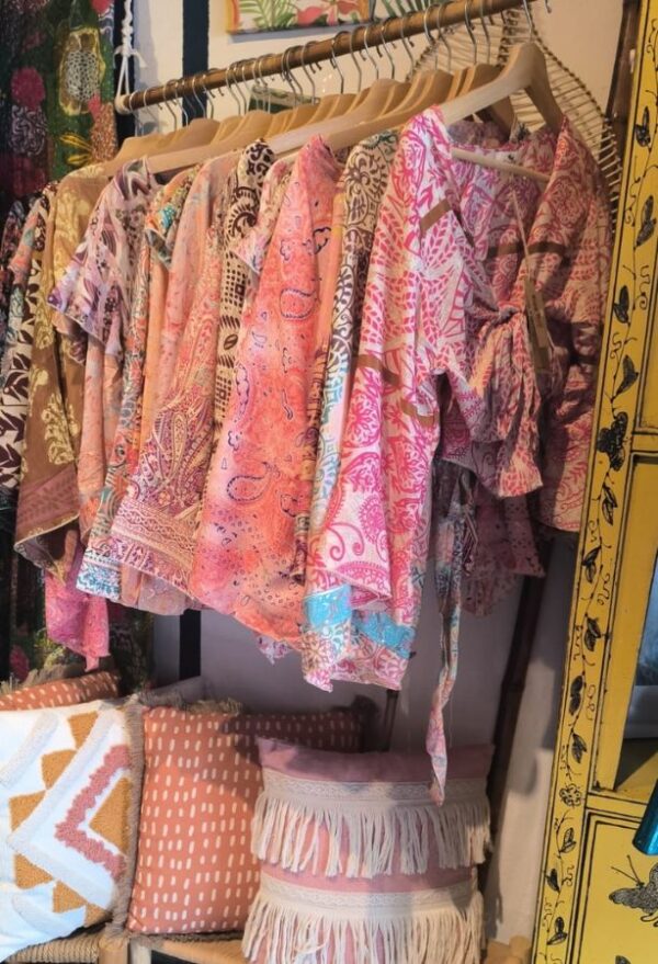 tops bohemios